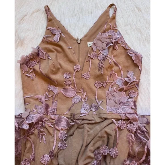 NWOT Dress the Population Audrey Floral 3D Embroidered Dress 💗 - Picture 4 of 11